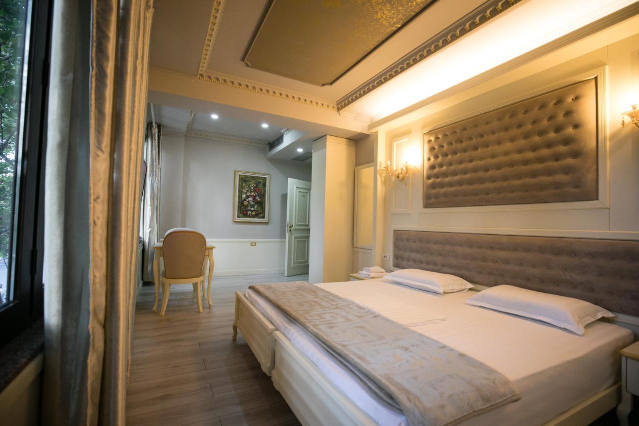 Hotel Lotus Tirana Exteriér fotografie