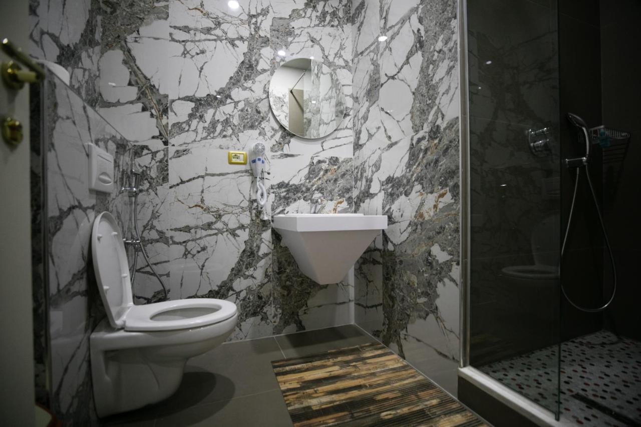 Hotel Lotus Tirana Exteriér fotografie