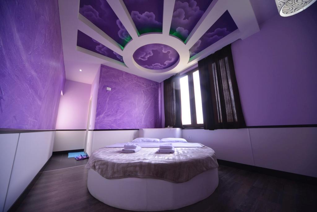 Hotel Lotus Tirana Pokoj fotografie